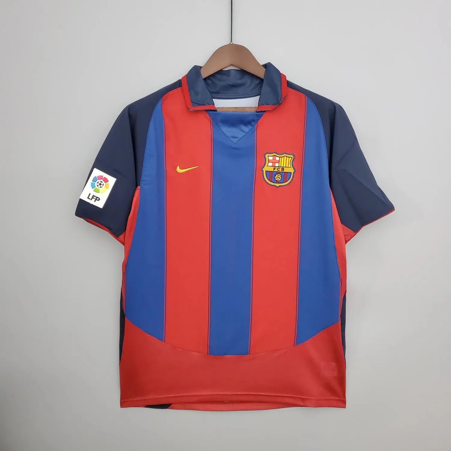 Barcelona Home 03/04 - Retro